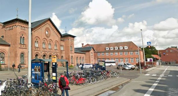 Slagelse Togstation Den Korte Avis | Togtur for nordafrikaner endte med gratis kost og logi ...